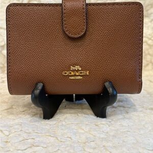 Coach tan  Wallet corner zip